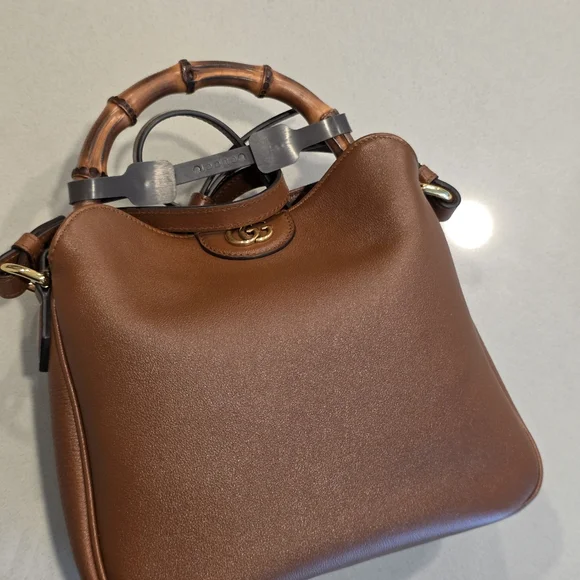 Gucci Diana small shoulder bag (With receipt) - Picture 9 of 16